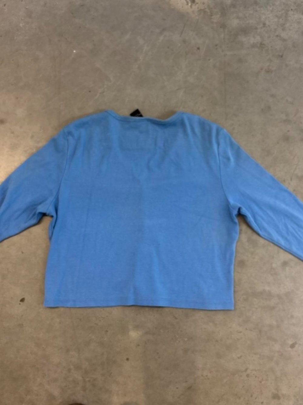 MODA International Button up top XL size - Picture 2 of 4